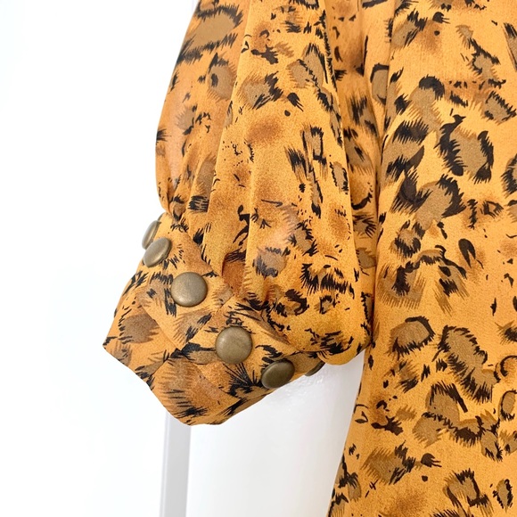 Leopard Print Blouse - Picture 2 of 4